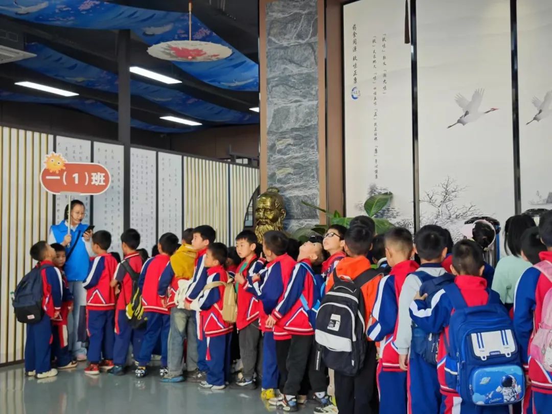 雙清區(qū)“愛心護航，助夢成長”