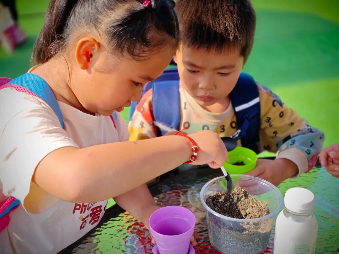 雙清區(qū)“愛心護航，助夢成長”