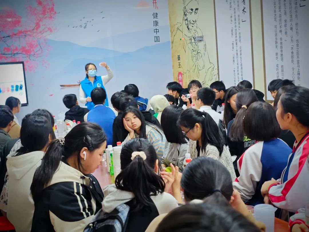 雙清區(qū)“愛心護航，助夢成長”