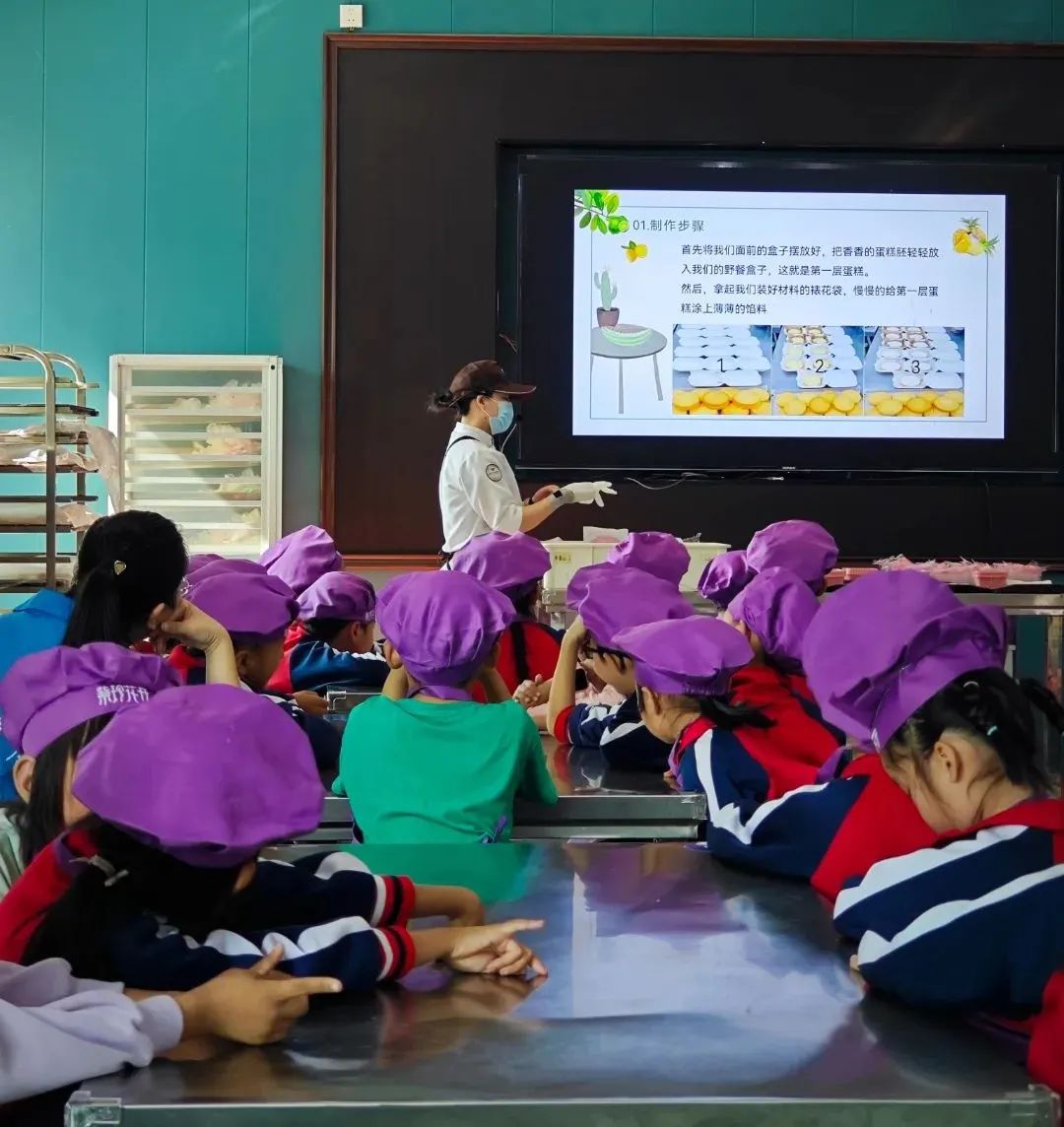 雙清區(qū)“愛心護航，助夢成長”