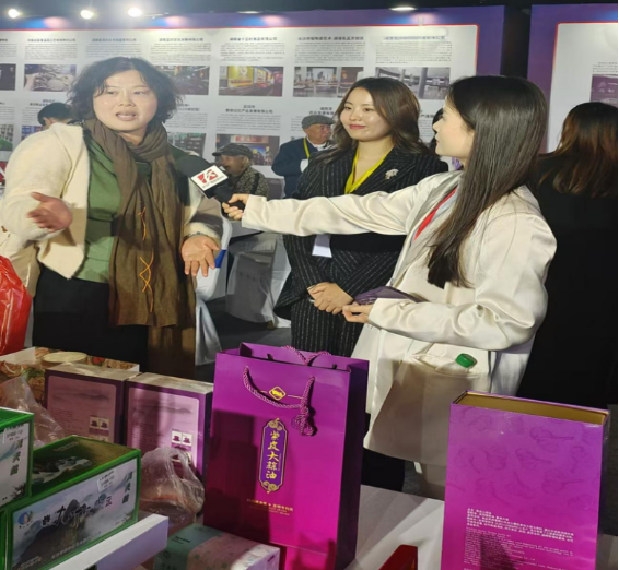 “科技+文創(chuàng)”融合產(chǎn)品贏贊譽(yù)